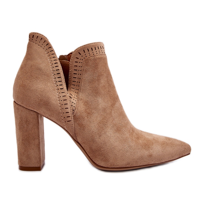 Női magassarkú bokacsizma kivágott bézs színű Kerestiával