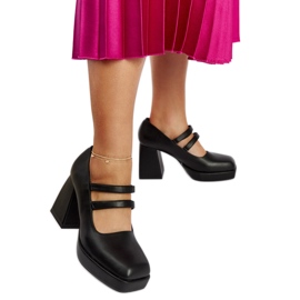 Cher fekete pumpák masszív blokk sarokkal Cher fekete pumpák masszív blokk sarokkal