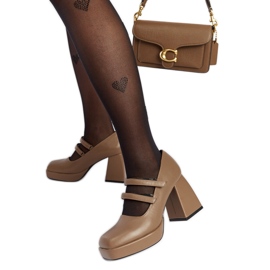 Cher barna pumpák masszív blokksarokkal