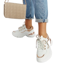 Masszív fehér tornacipő Euklidész strasszokkal