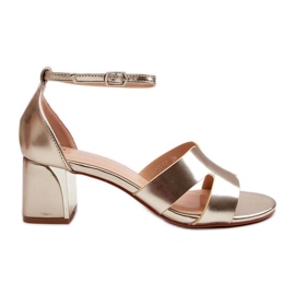 Női szandál tömbsarkú arany Irivana aranysárga