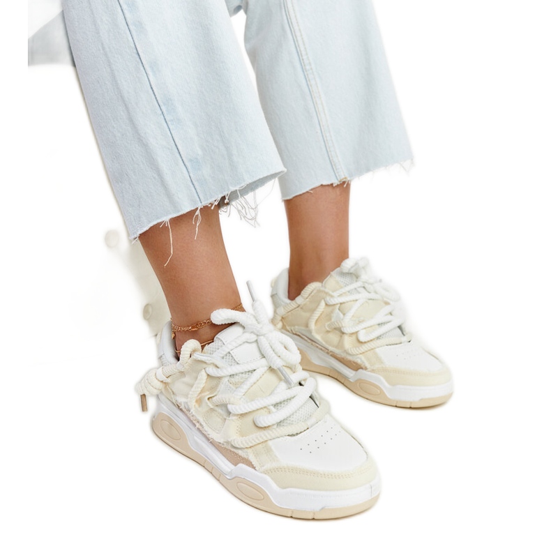 Bézs színű tornacipő Melilot szövet betétekkel