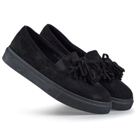 Fekete női cipő rojtokkal, fekete mokaszin rojtokkal