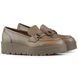 Barna női cipő alacsony ékkel, női cipő barna platformmal bézs