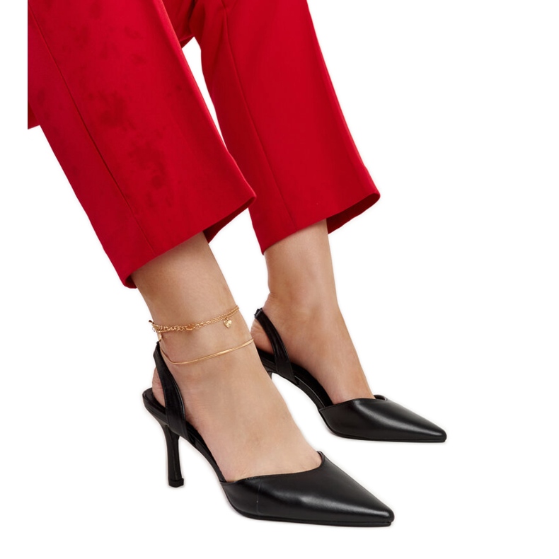 Fekete Fontanile nyitott sarkú pumpák