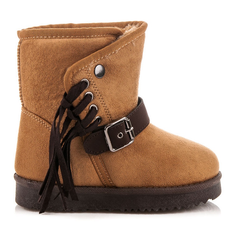 Kylie Csizma béren kívüli barna