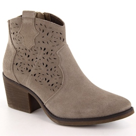 Női áttört bőr cowboy csizma, bézs S.Barski Női áttört bőr cowboy csizma, bézs S.Barski