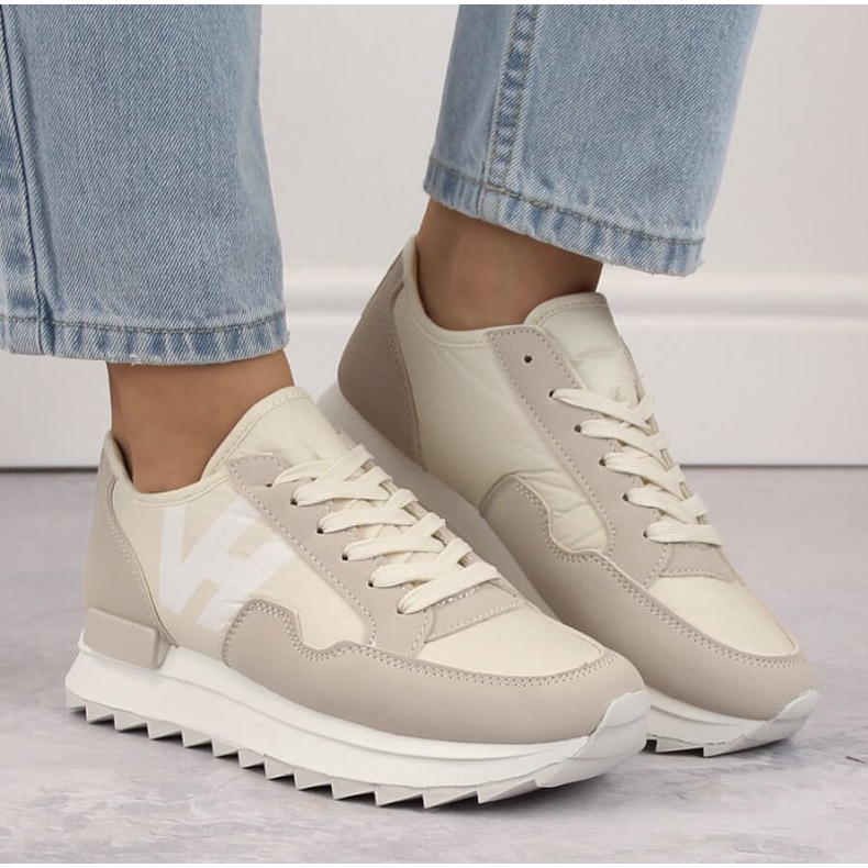 Potocki WOL214 bézs platformú sportcipő