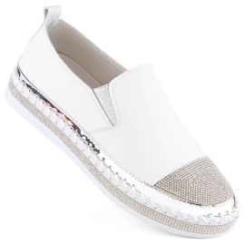 S.Barski Női bőr bebújós cipő cirkóniákkal, fehér D&A LR370 S.Barski Női bőr bebújós cipő cirkóniákkal, fehér D&A LR370