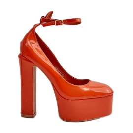 Lakkbőr pumpák masszív platformon és sarokkal, narancssárga Ninames Lakkbőr pumpák masszív platformon és sarokkal, narancssárga Ninames