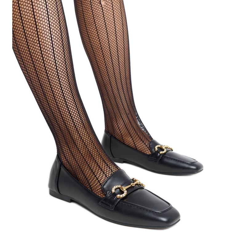 Fekete mokaszinok Areebah csattal