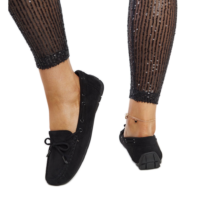 Hayam fekete mokaszinok masnival