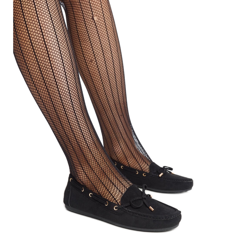 Fekete velúr cipők az Aneesától