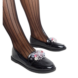 Fekete lakkcipők Mirela kristályokkal