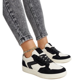 Juwan fehér és fekete csillogó tornacipő