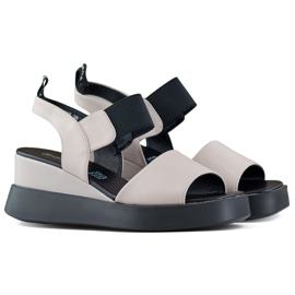 Bőr női ékszandál gumiszalaggal bézs Bőr női ékszandál gumiszalaggal bézs