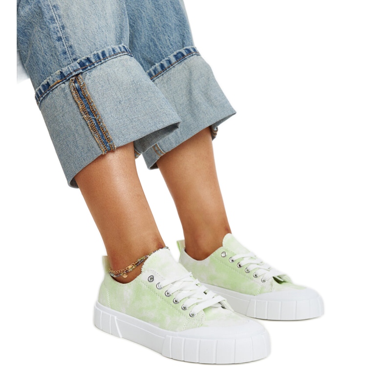 Világos zöld Jerina szövet tornacipő