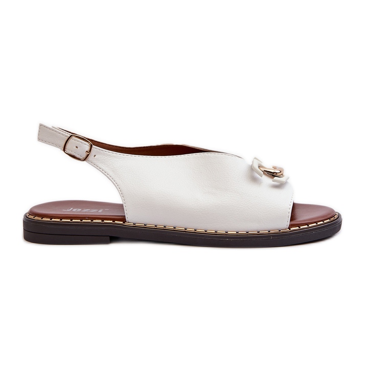 Női lapos sarkú szandál díszítéssel, fehér Loraeleh
