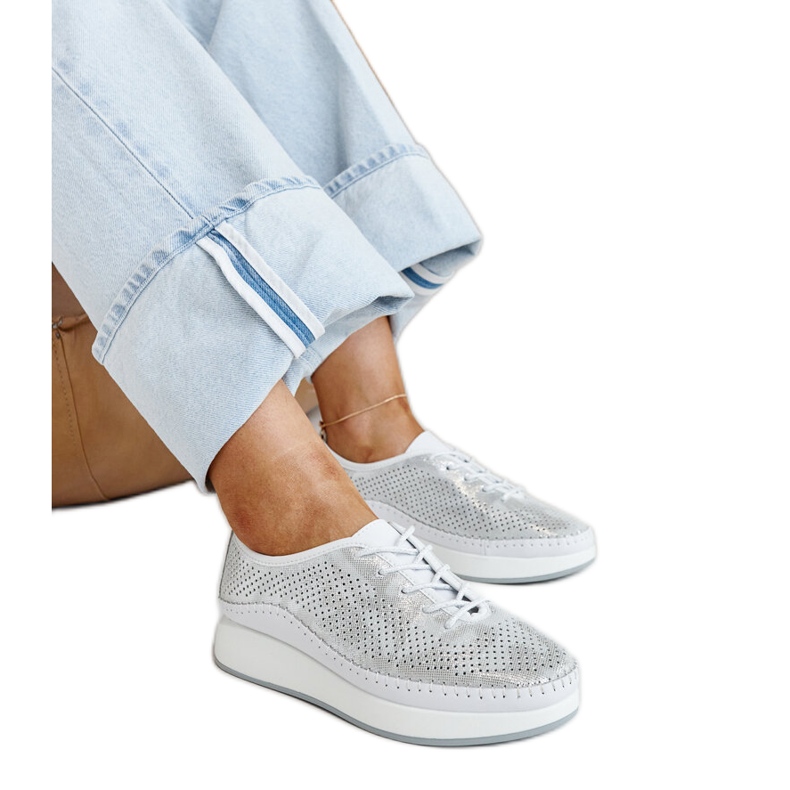 Ezüst bőr tornacipő az Amana platformon