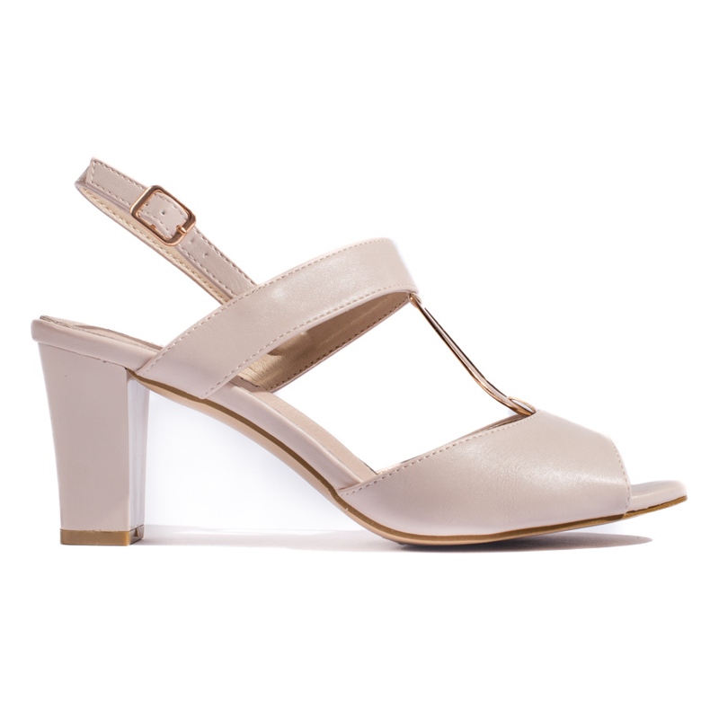 Goodin Női bézs szandál a poszton