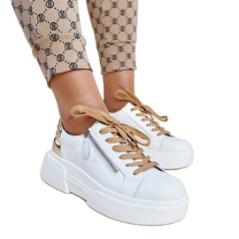 Fehér bőrcipő dekoratív cipzárral