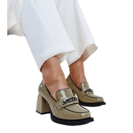 Vinceza zöld lakkcipő magassarkúval