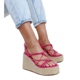 Sötét rózsaszín Mara ékszandál Sötét rózsaszín Mara ékszandál