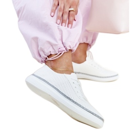 Fehér és szürke áttört Biserka tornacipő