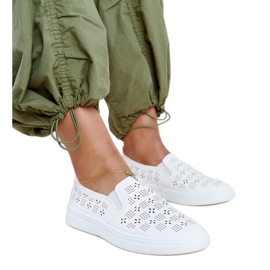 Fehér Hilal felbújós tornacipő