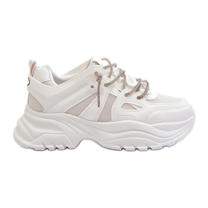 Női tornacipő masszív talpon, dekoratív fűzővel, fehér relissa