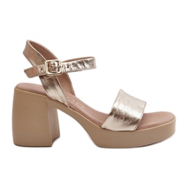 Zazoo 40386 női bőr szandál kockán, arany aranysárga