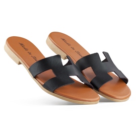 Fekete női papucs természetes bőrből