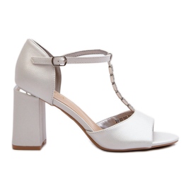 Vinceza Ezüst Aniya magas sarkú szandál cirkóniával