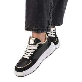 Fekete női tornacipő Fekete női tornacipő