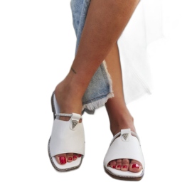 Flip-flop Antari bőr betéttel fehér