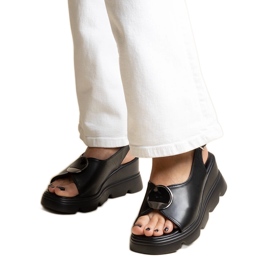 Bayley fekete csatos ékszandál Bayley fekete csatos ékszandál