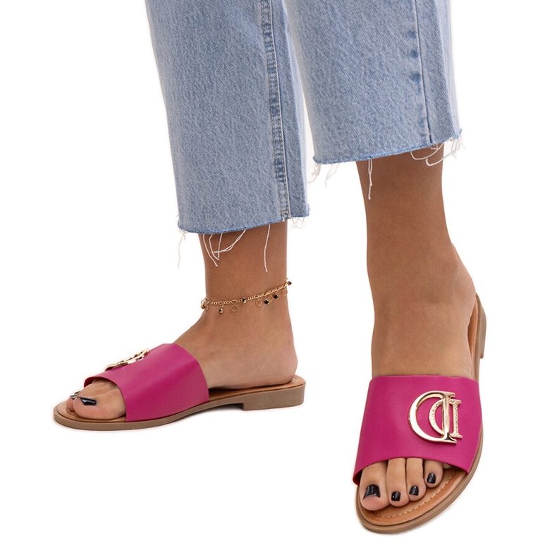 Almeita sötét rózsaszín papucs csattal