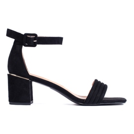 Velúr fekete magassarkú szandál Velúr fekete magassarkú szandál