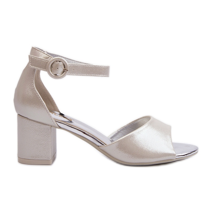 Vinceza 20100 ezüst bőr magassarkú szandál