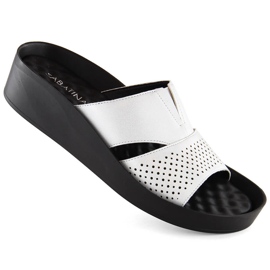 Női ezüst papucs rugalmas szalaggal, fényes ezüst, Sabatina 2318-4 Női ezüst papucs rugalmas szalaggal, fényes ezüst, Sabatina 2318-4