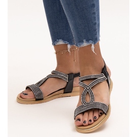 Fekete, Detila cirkonokkal díszített szandál