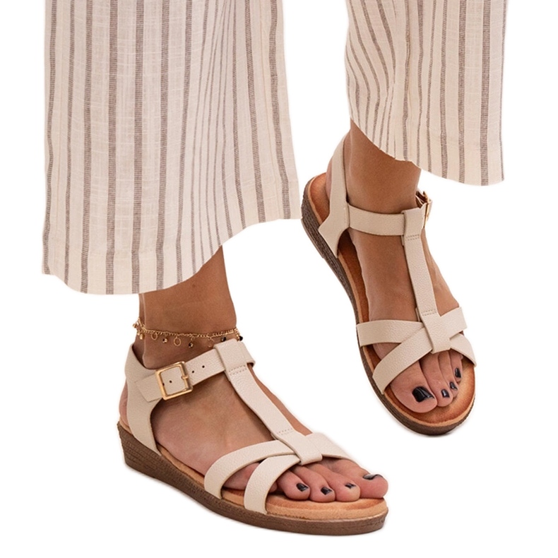 Bézs Sherine alacsony ékszandál