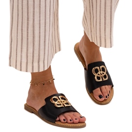 Fekete flip-flop Perkin csattal díszítve