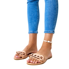 Barna papucs matt lánccal az Aliyantól bézs