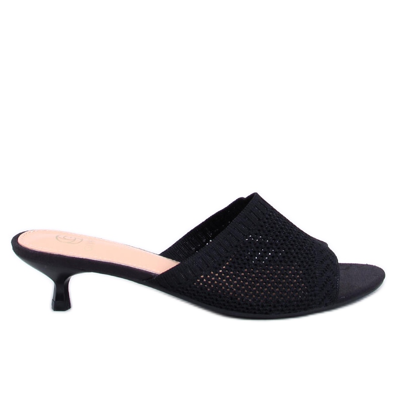 Bertini Fekete áttört kacsa papucs