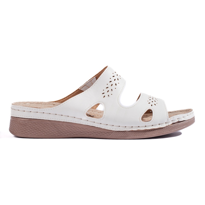 Kényelmes fehér női papucs