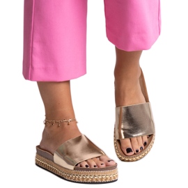 Arany papucsok dekoratív jázmin talppal aranysárga Arany papucsok dekoratív jázmin talppal aranysárga