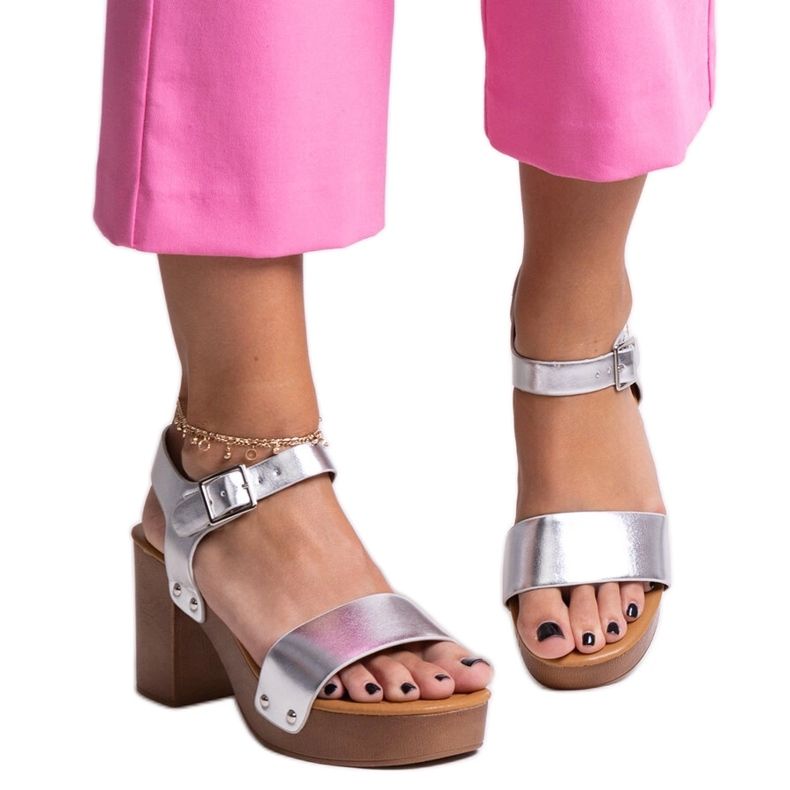 Ezüst masszív Adilar magas sarkú szandál