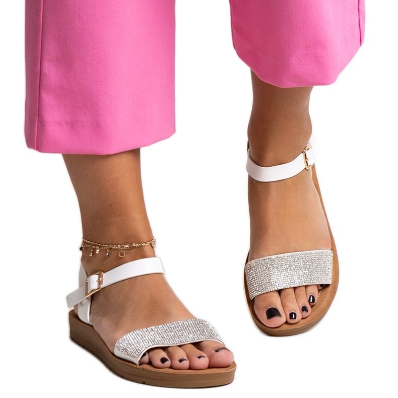 Fehér szandál Estellaria cirkóniákkal