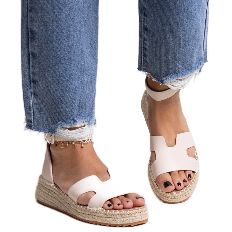 Laurencia bézs ékszandál